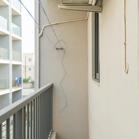 Simple Style & Space - * Gzira