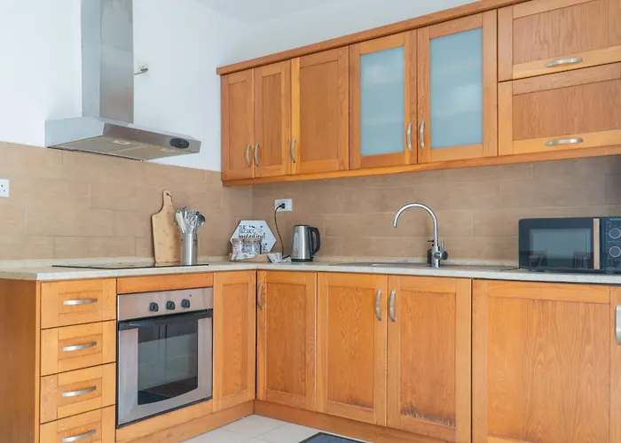 Simple Style & Space - Apartment *