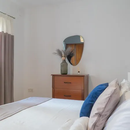 Simple Style & Space - * Gzira